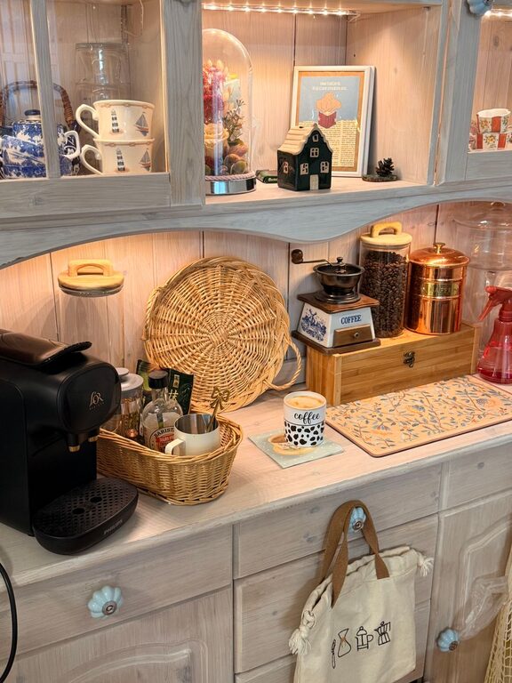 How to Create a Cozy Coffee Station at Home